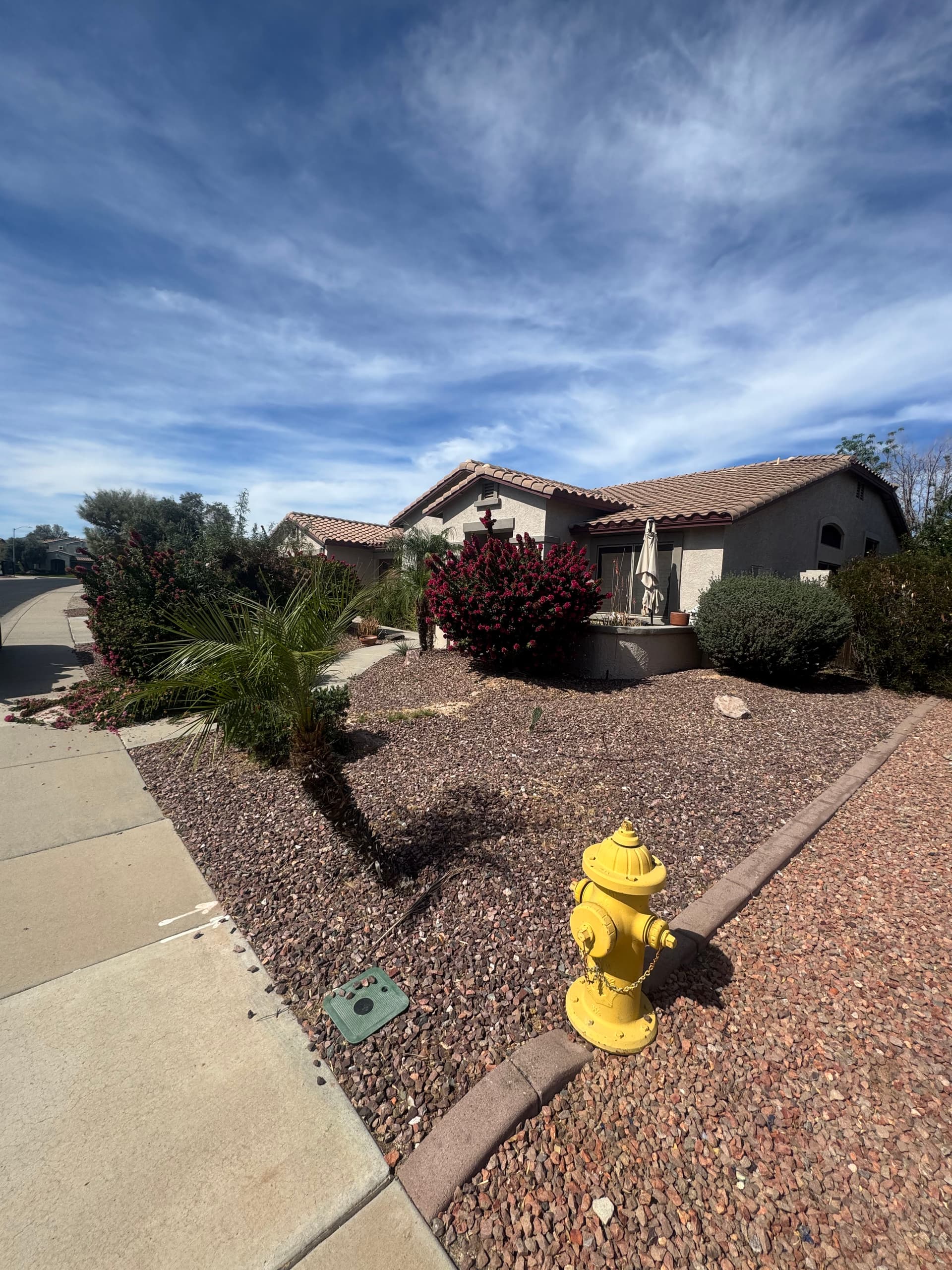 Gallery photos for Desert Curb Appeal with Rock Landscaping: Image #2
